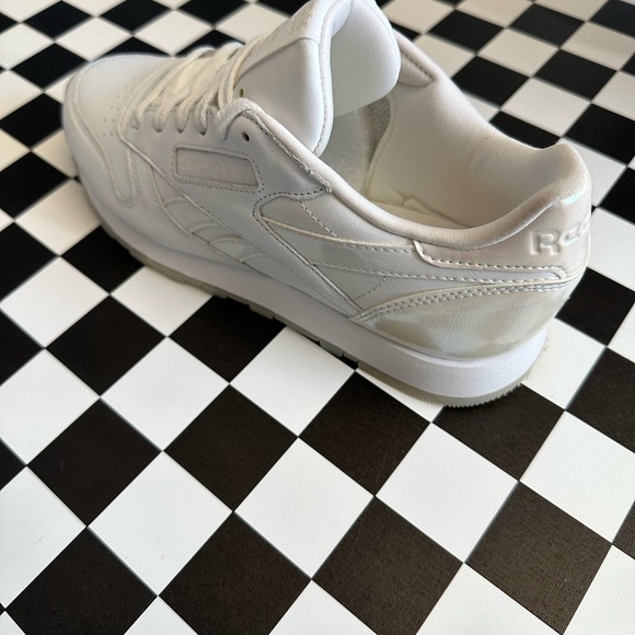 NEW REEBOK CLASSIC LEATHER PEARLESCENT DETA SIZE 7.5 - Picture 15 of 15